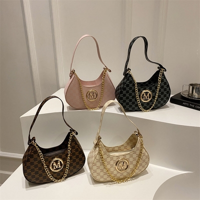 2025 Spring New Arrival Fashionable Niche Underarm Bag Stylish Personalized Shoulder Bag Letter Printed Crossbody Commuter Women's Bag_img_0