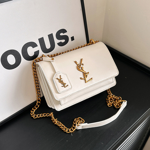 High-end Women's Bag 2024 New This Year's Popular French Chain Shoulder Bag Internet Celebrant Crossbody Bag Small Square Bag